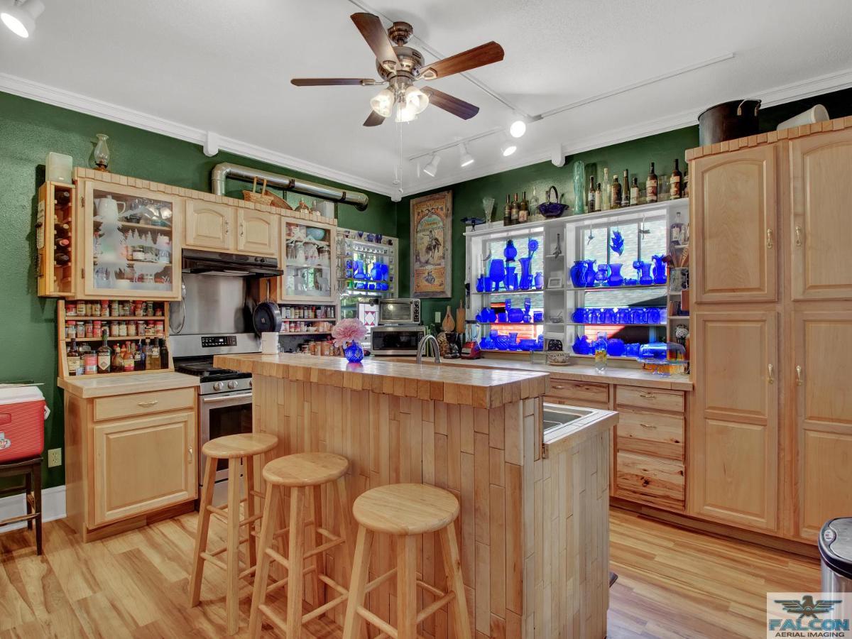 Robins Nest Bed & Breakfast Cody Luaran gambar