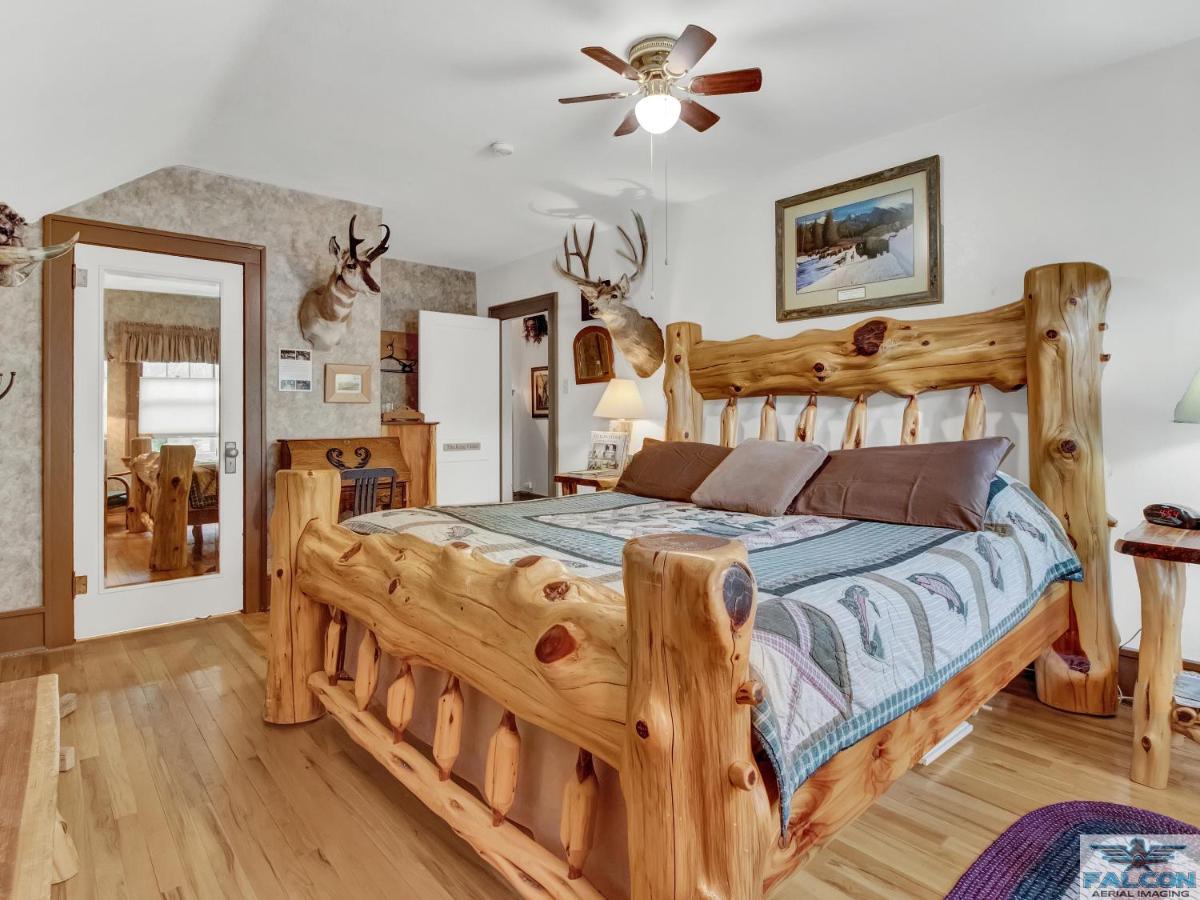 Robins Nest Bed & Breakfast Cody Luaran gambar