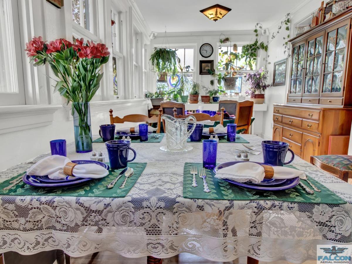 Robins Nest Bed & Breakfast Cody Luaran gambar