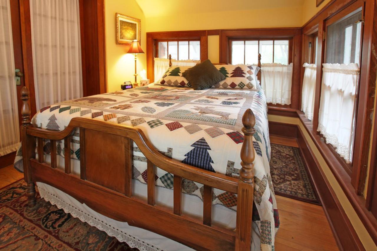 Robins Nest Bed & Breakfast Cody Luaran gambar